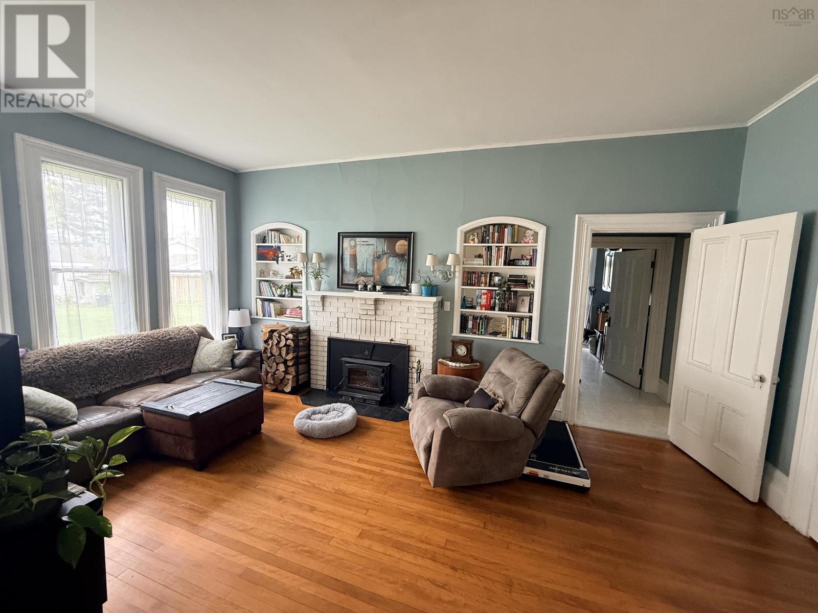 242 Fraser Street Property Photo 12