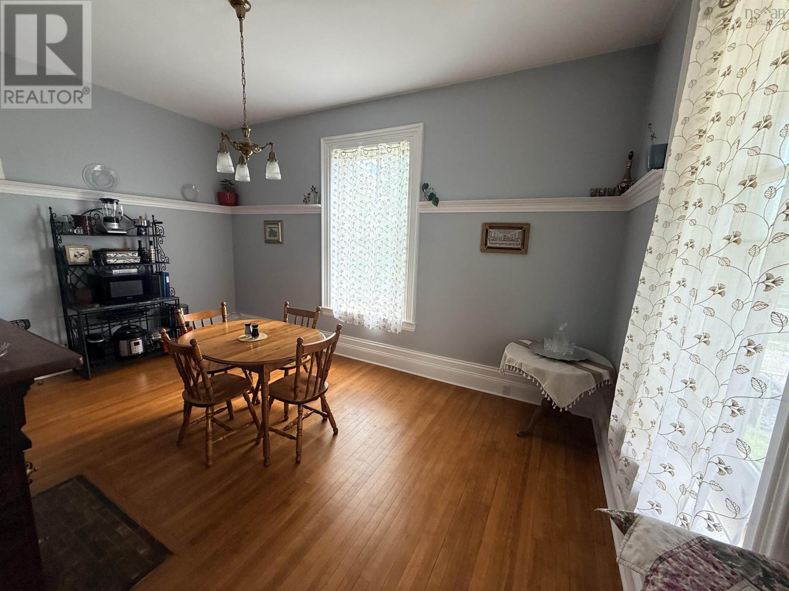 242 Fraser Street Property Photo 15