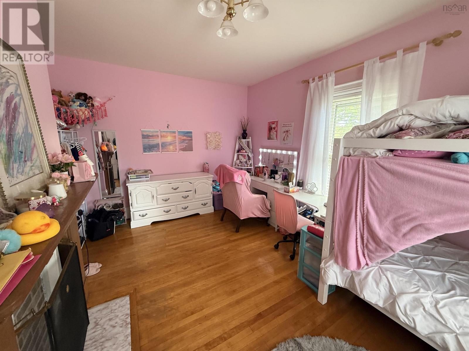 242 Fraser Street Property Photo 23