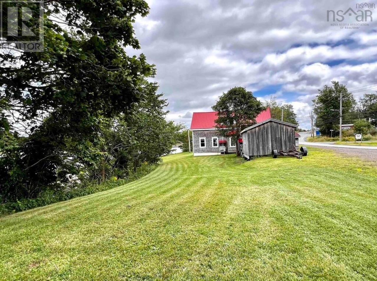 1729 Highway 6 Property Photo 31