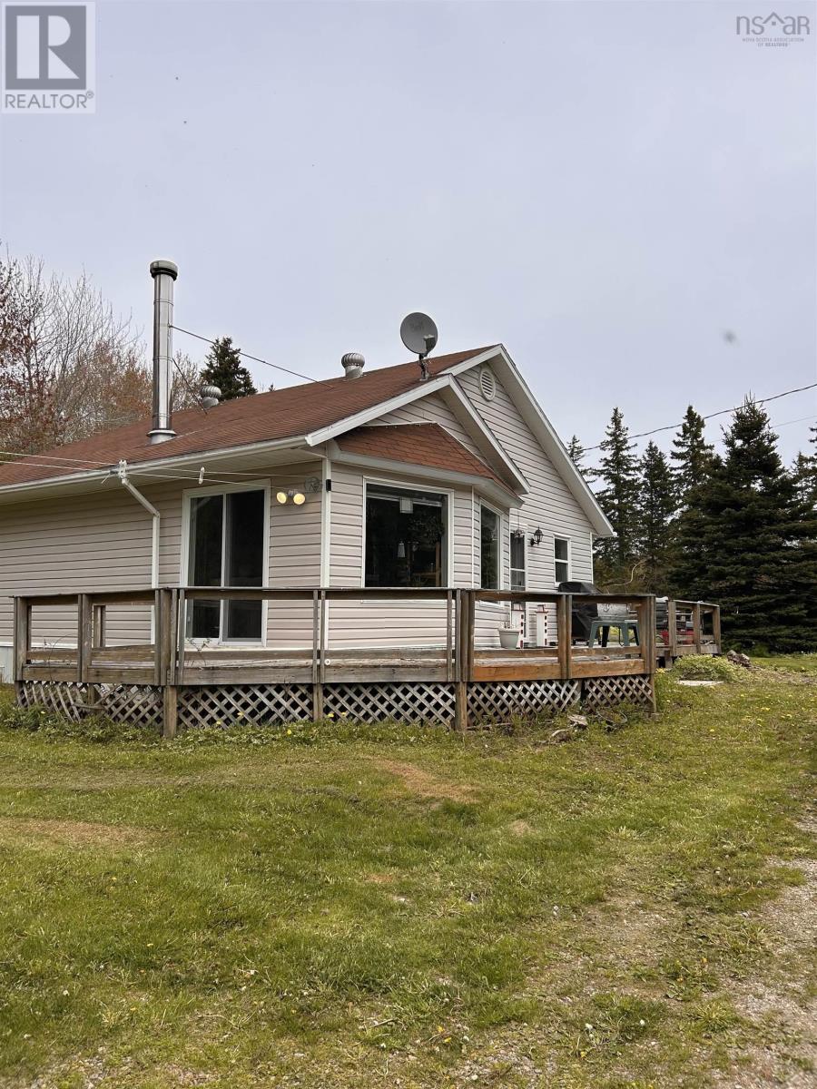 4430 252 Highway Property Photo 1