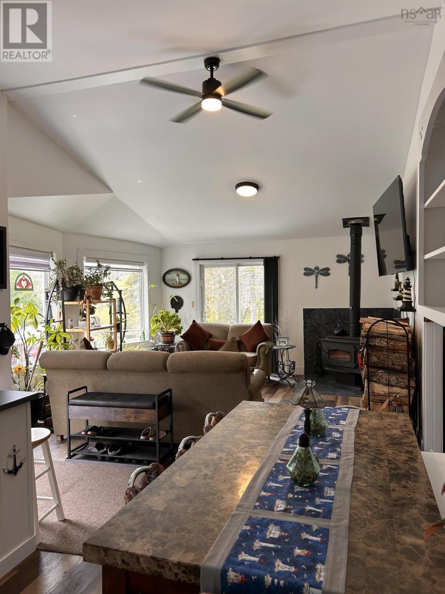 4430 252 Highway Property Photo 9