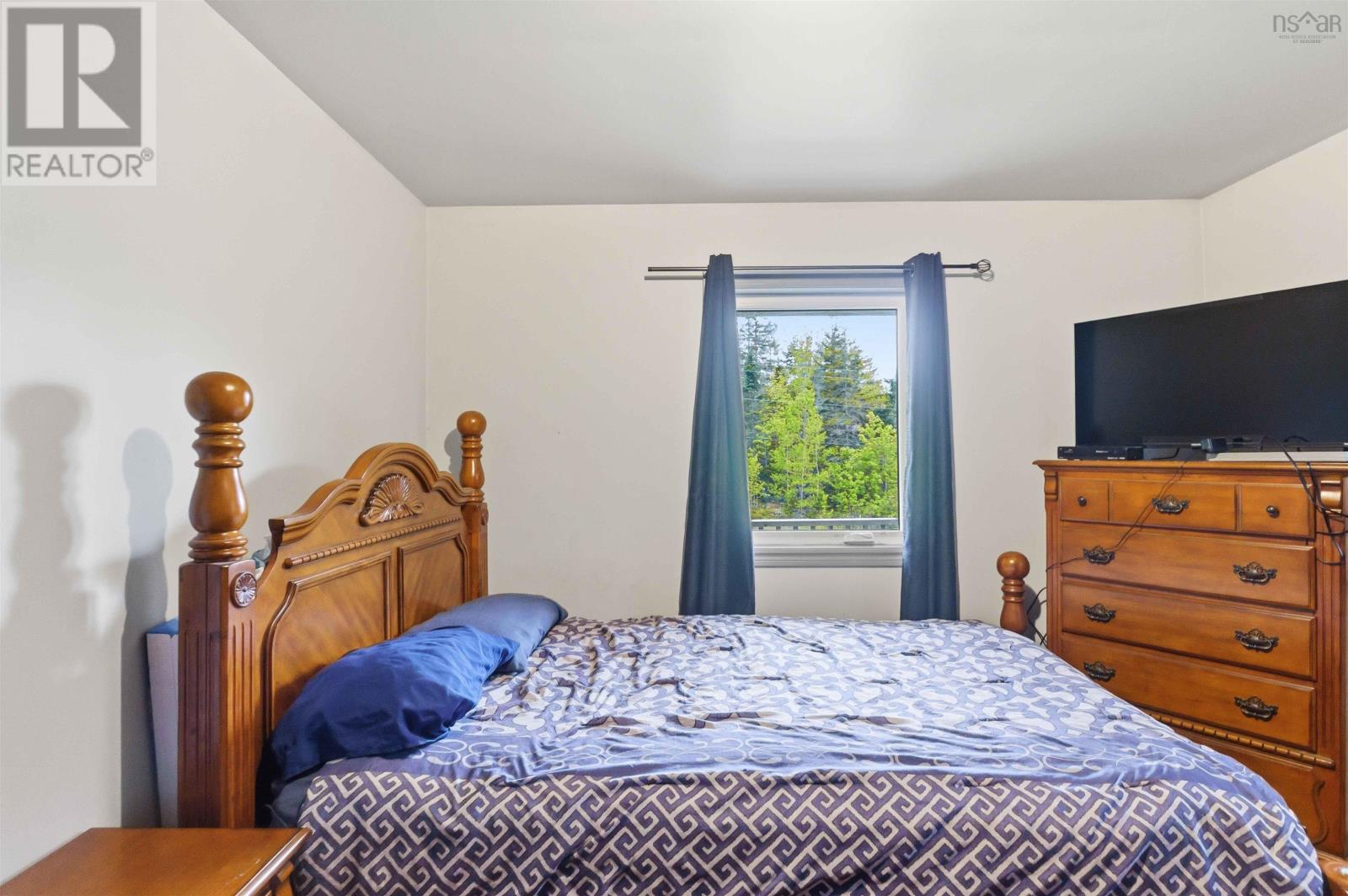 1460 Hampton Mountain Road Property Photo 27