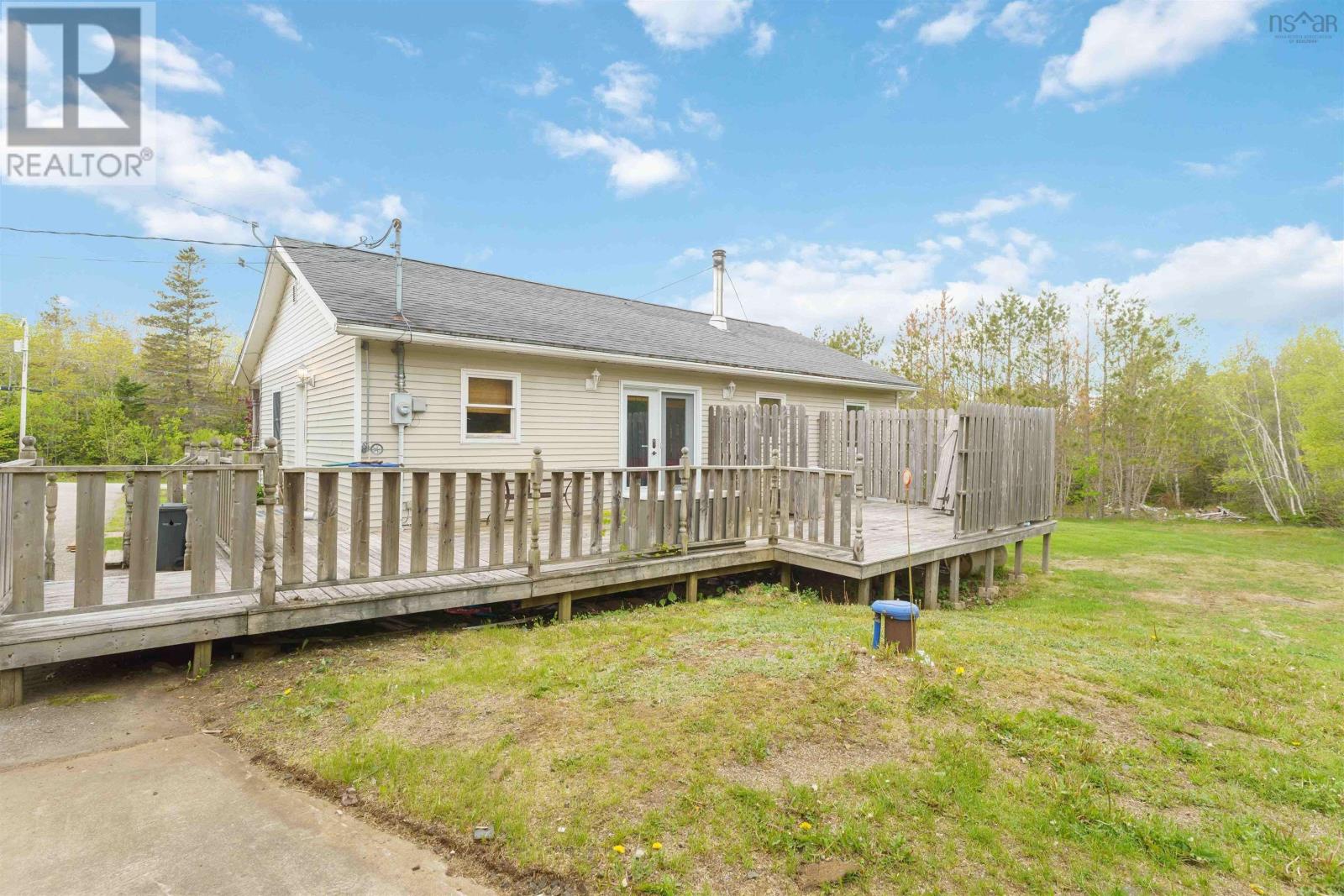 1460 Hampton Mountain Road Property Photo 40