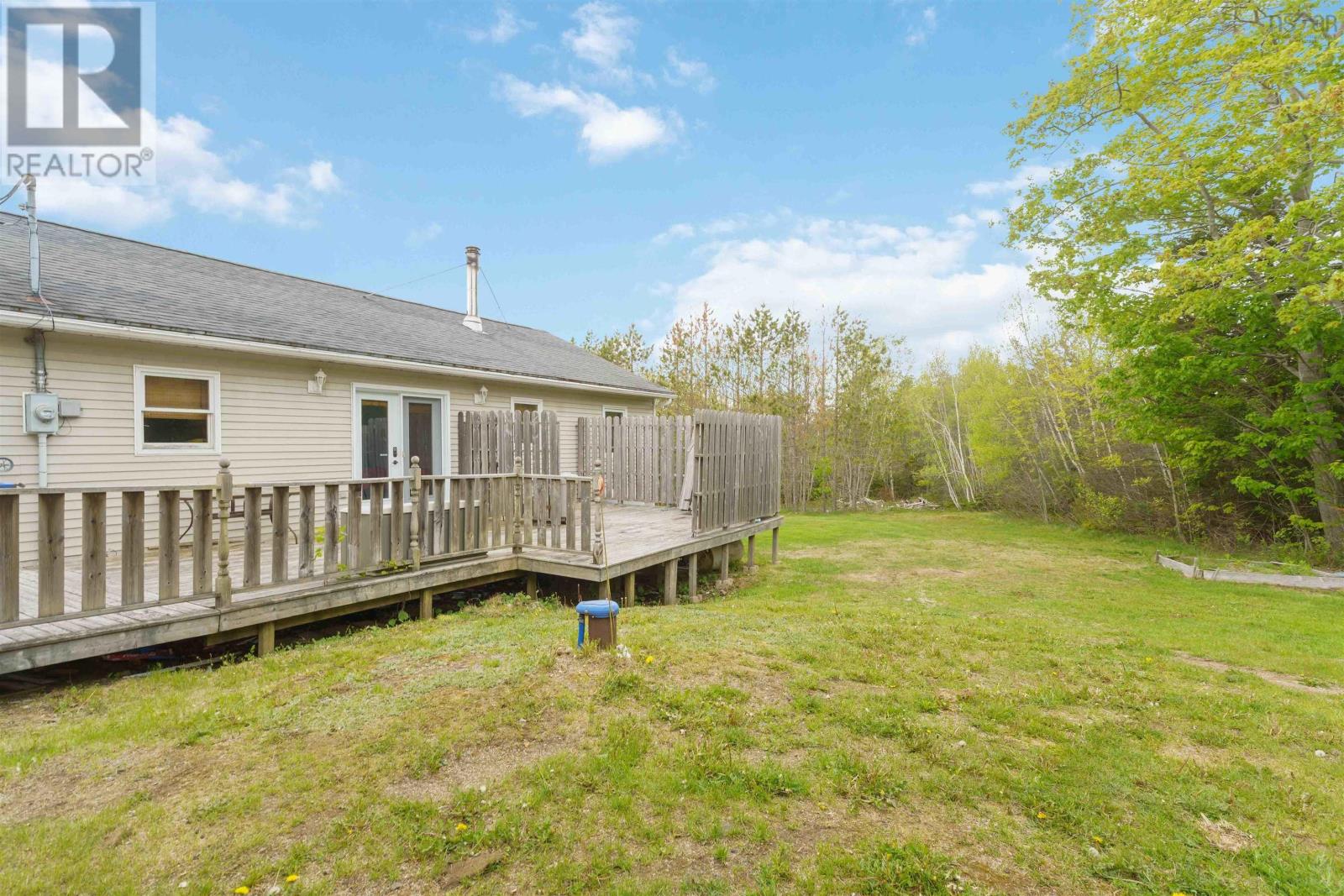 1460 Hampton Mountain Road Property Photo 41