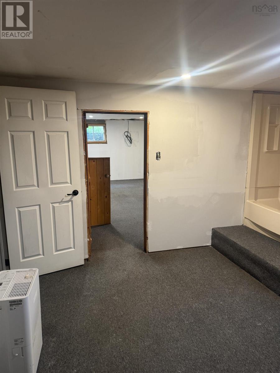 1460 Hampton Mountain Road Property Photo 44