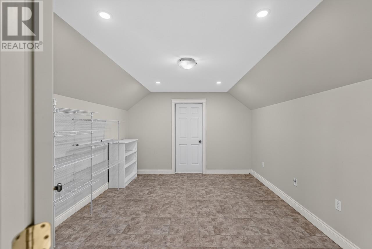 128 Red Head Road Property Photo 35