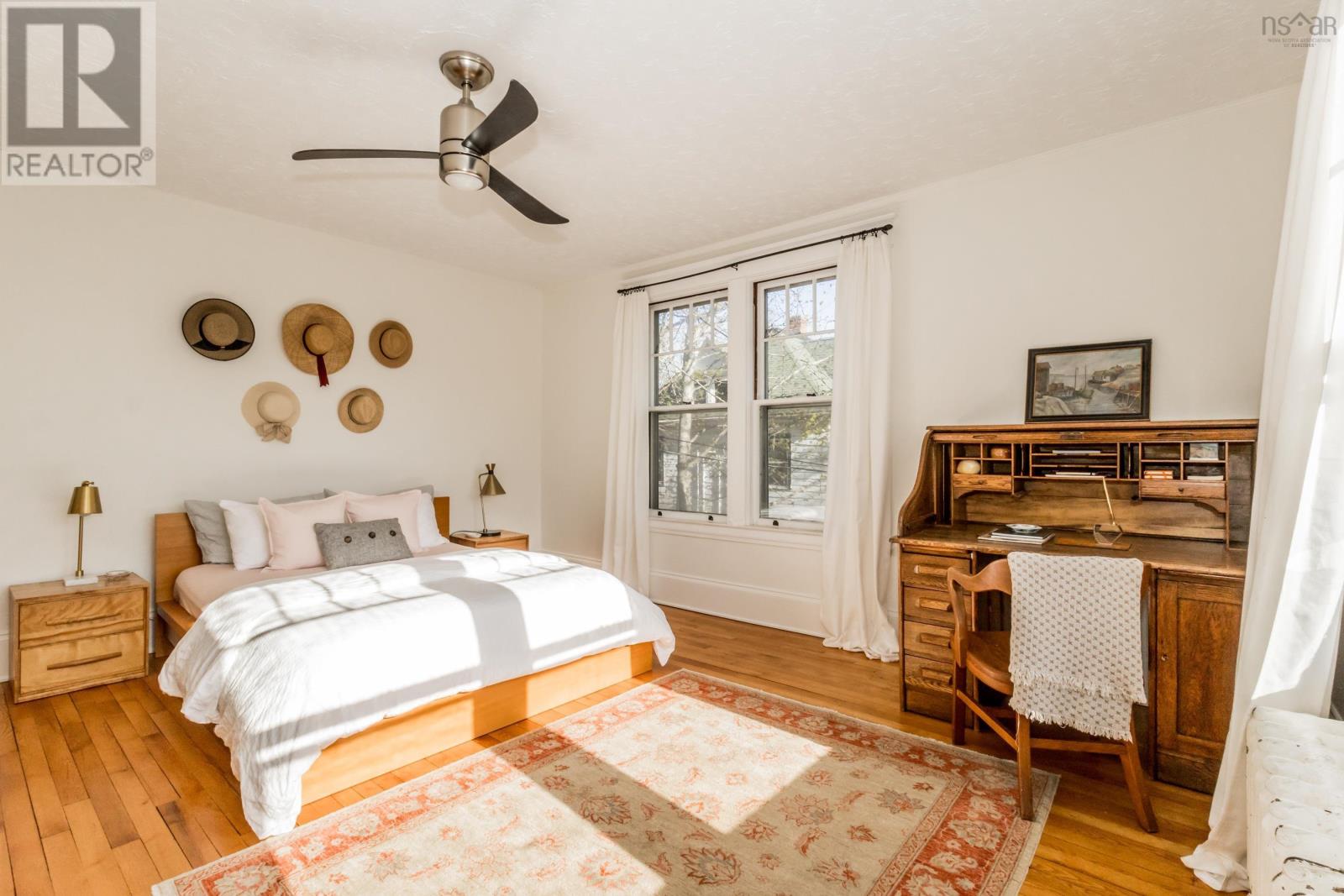 12 Linden Avenue Property Photo 23