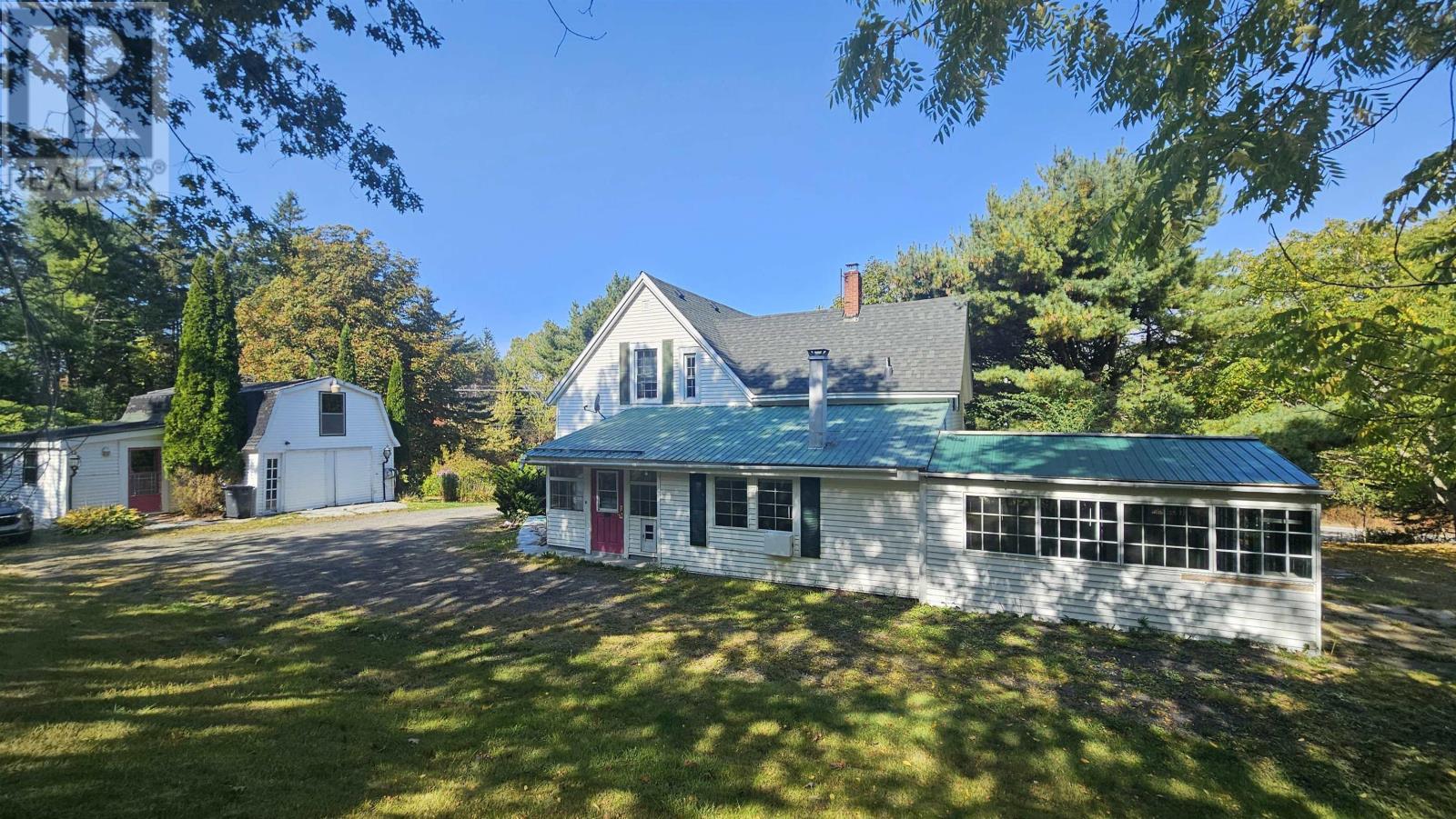 2526 Highway 1 Property Photo 8