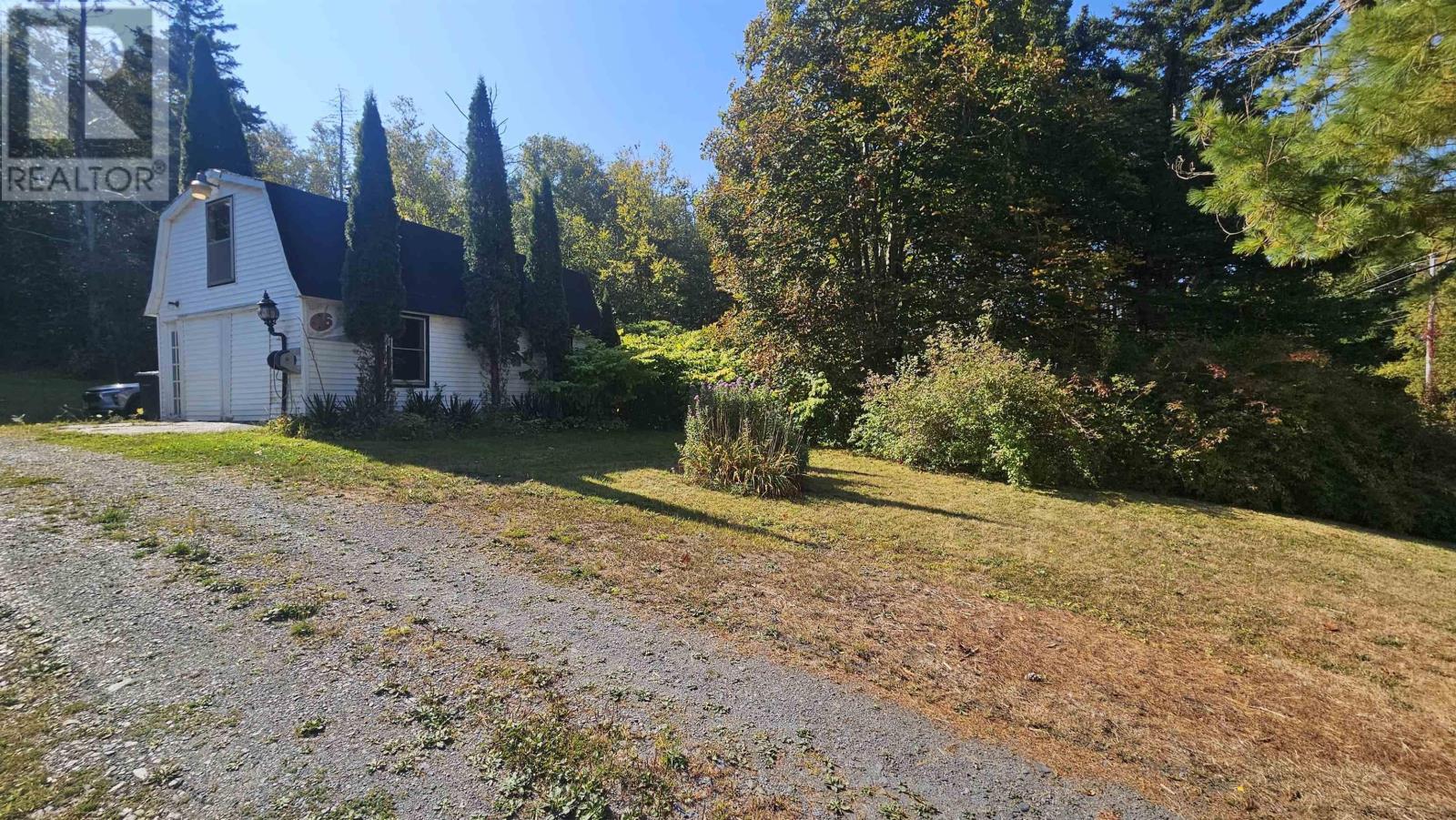 2526 Highway 1 Property Photo 12
