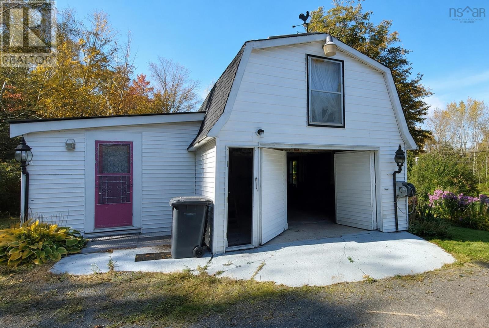 2526 Highway 1 Property Photo 46