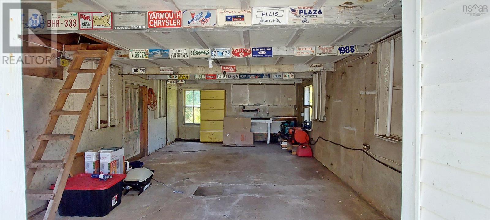 2526 Highway 1 Property Photo 47