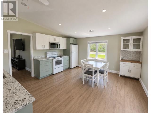 30166 Western Road Property Photo 16