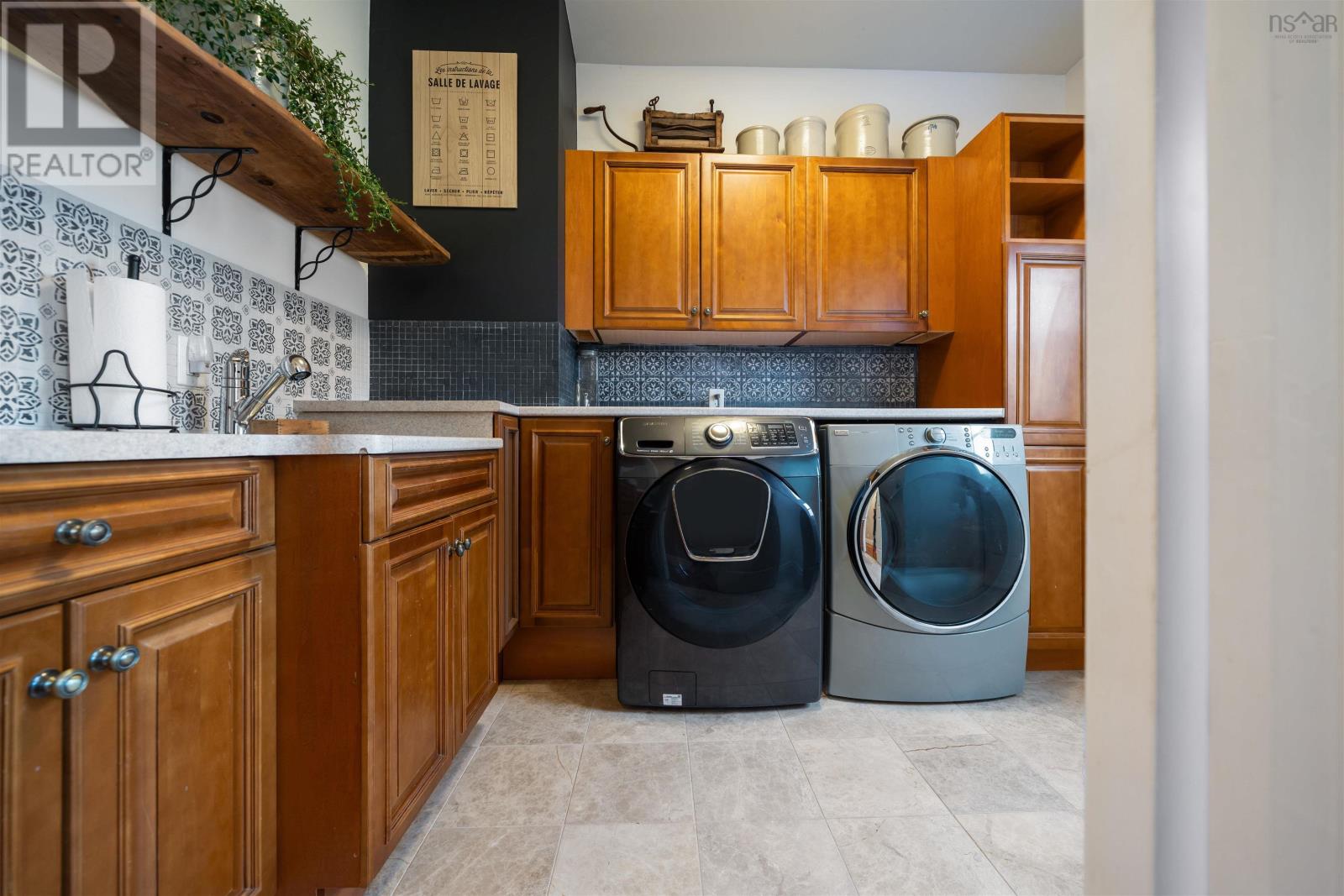 14120 Highway 6 Property Photo 27