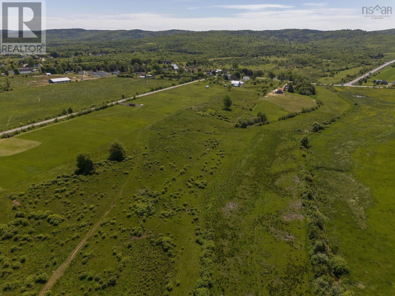 4035 Highway 201 Property Photo 39