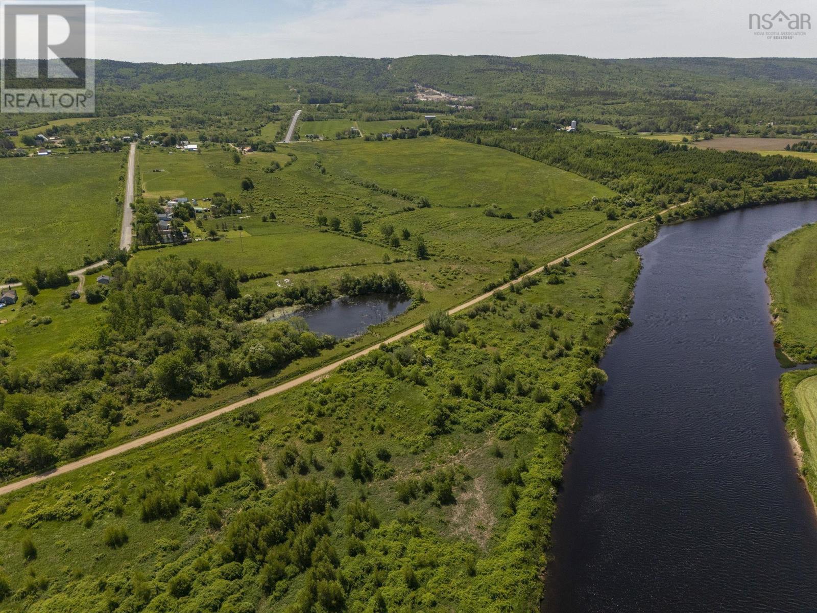 4035 Highway 201 Property Photo 47