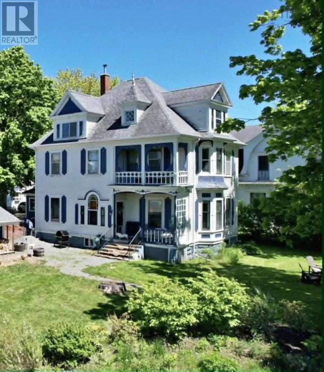 18 Stanley Street Property Photo 1