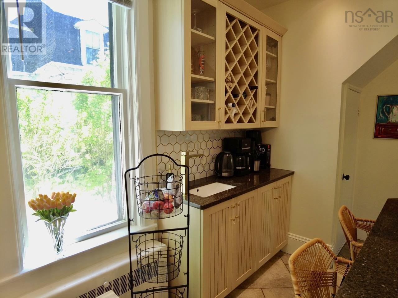 18 Stanley Street Property Photo 22