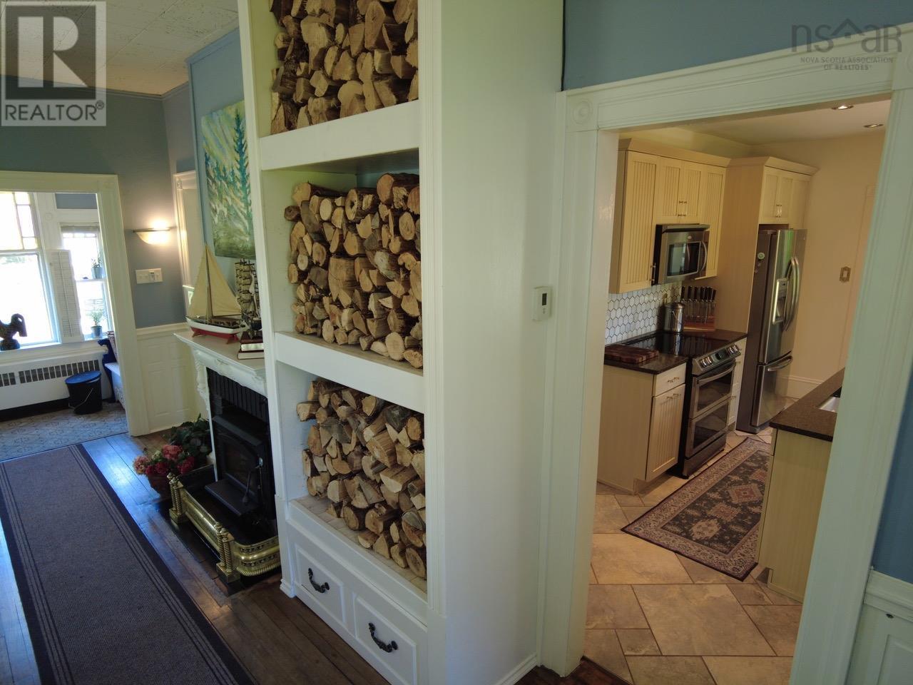18 Stanley Street Property Photo 29