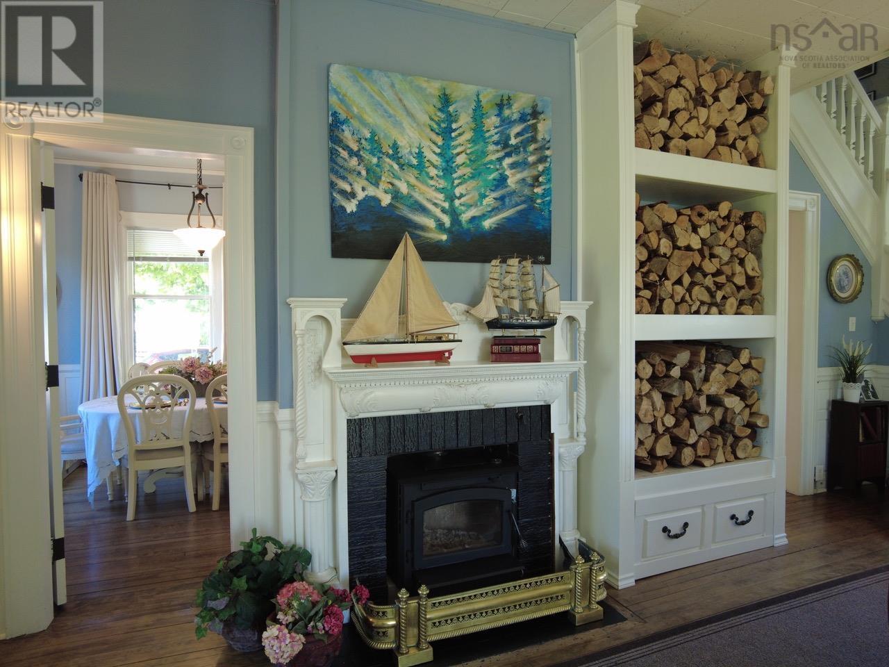 18 Stanley Street Property Photo 30