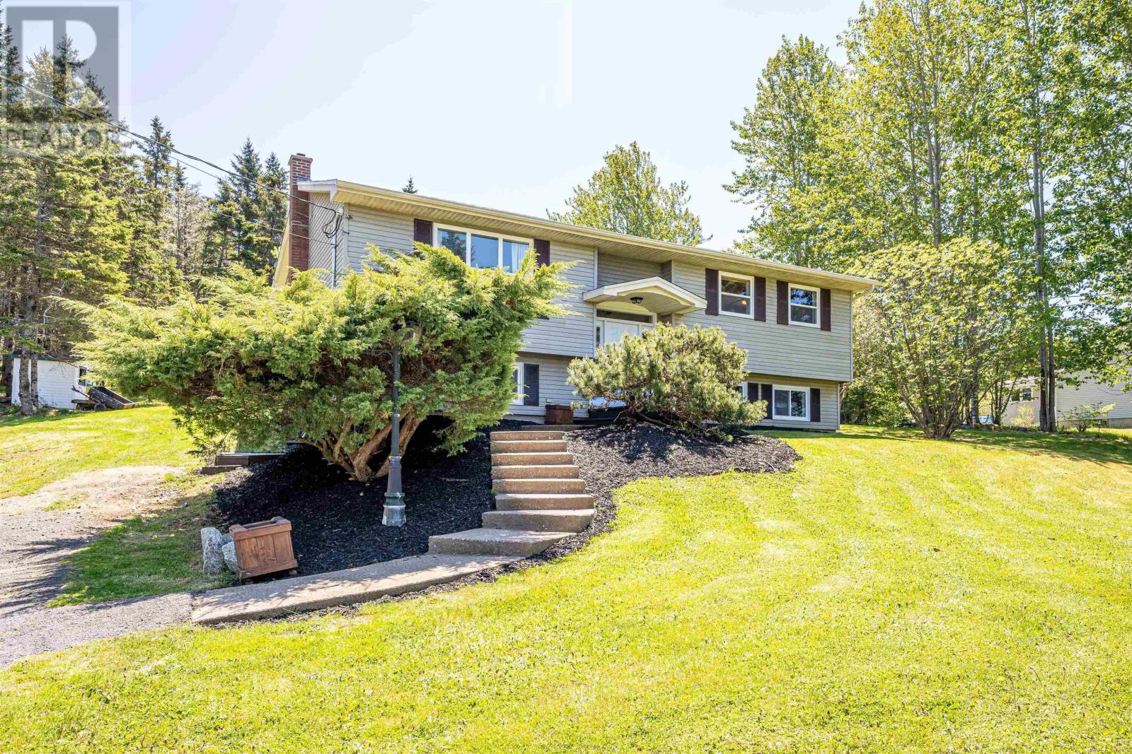 1307 East Petpeswick Road Property Photo 3