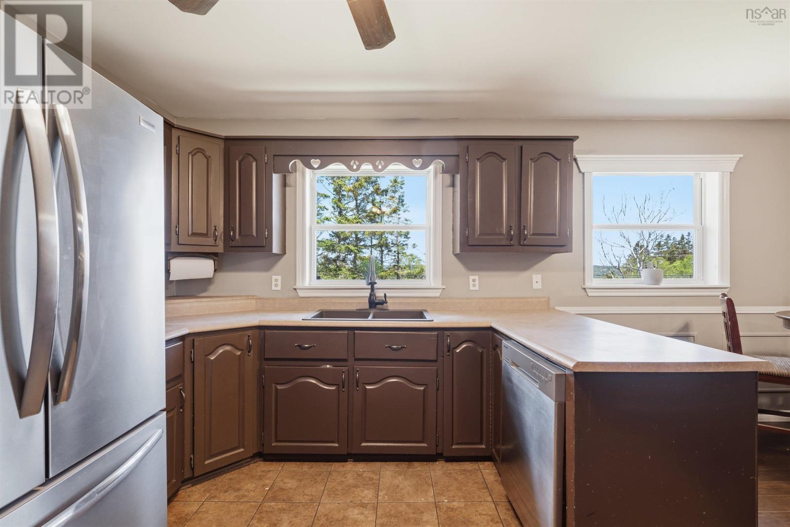 1307 East Petpeswick Road Property Photo 13