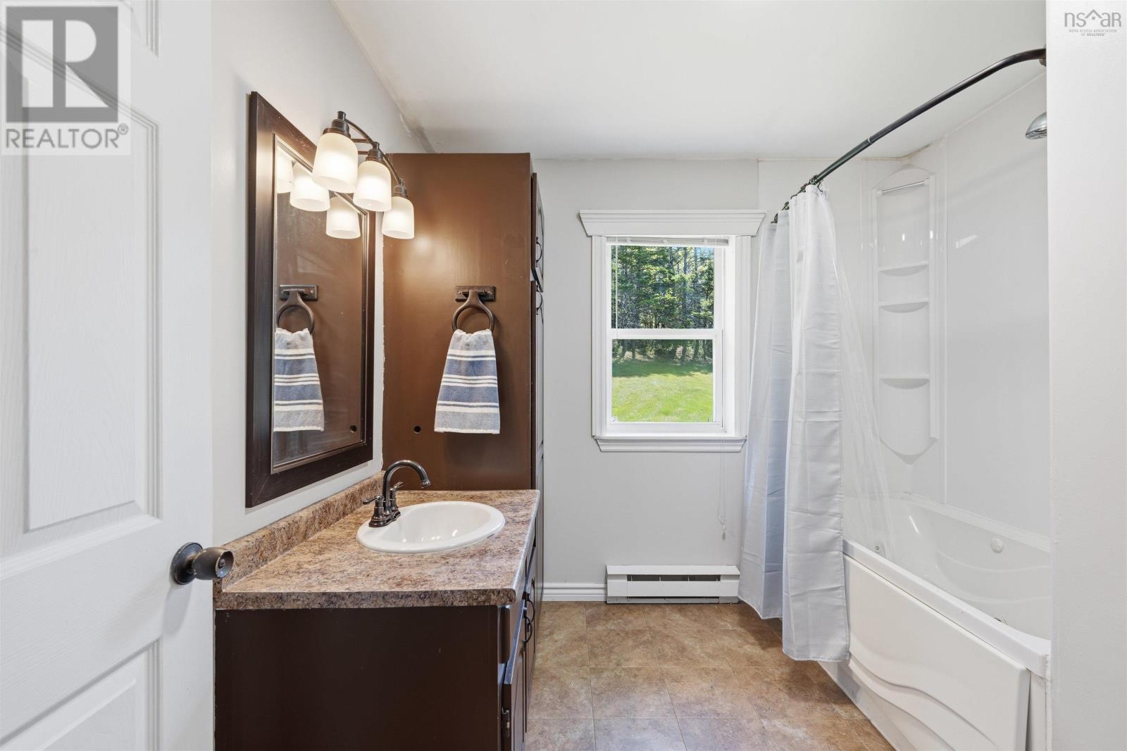 1307 East Petpeswick Road Property Photo 18