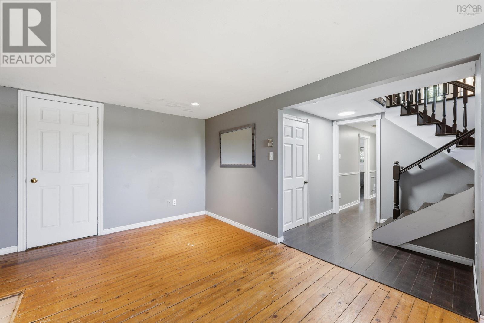 1307 East Petpeswick Road Property Photo 27