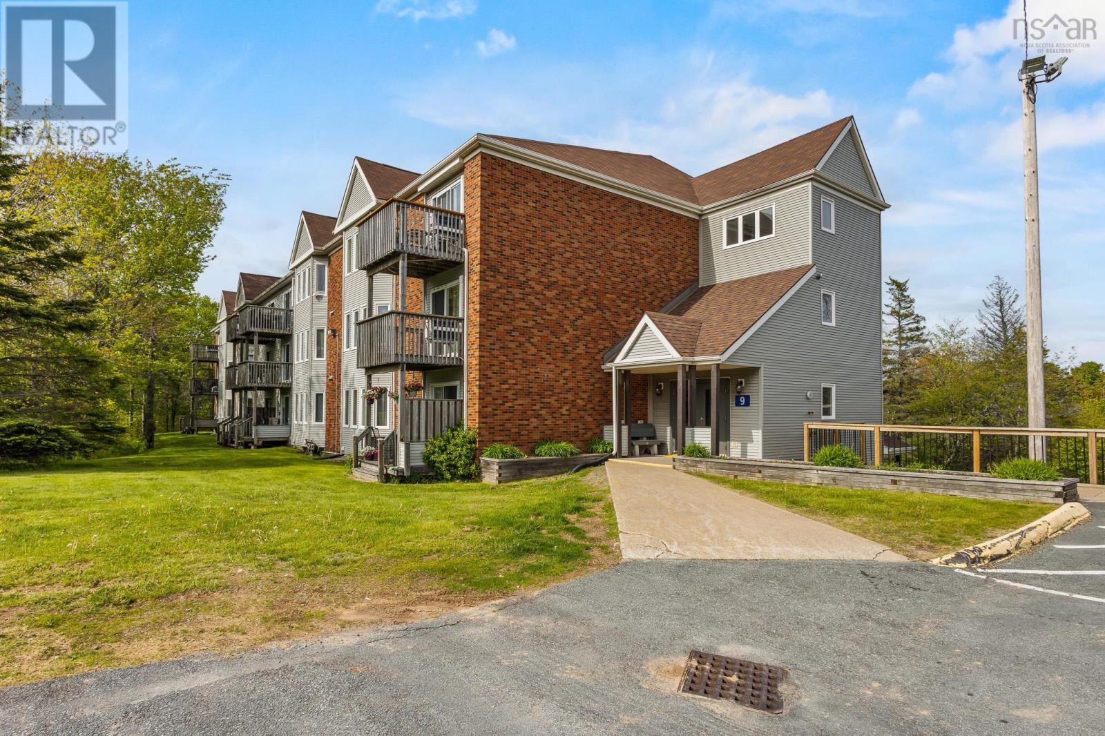 351 9 Forest Hills Parkway