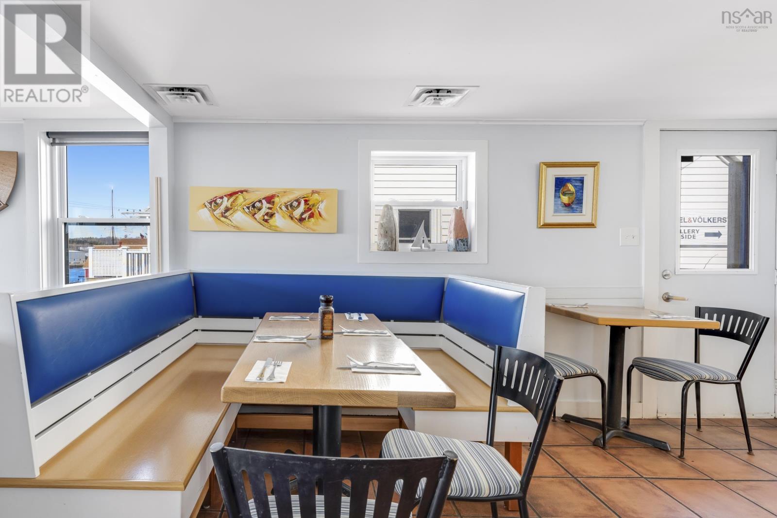 100 Montague Street Property Photo 17