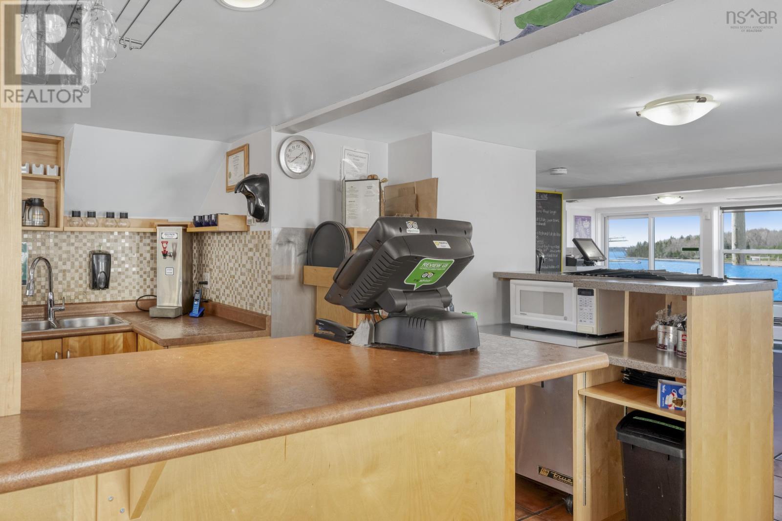 100 Montague Street Property Photo 46