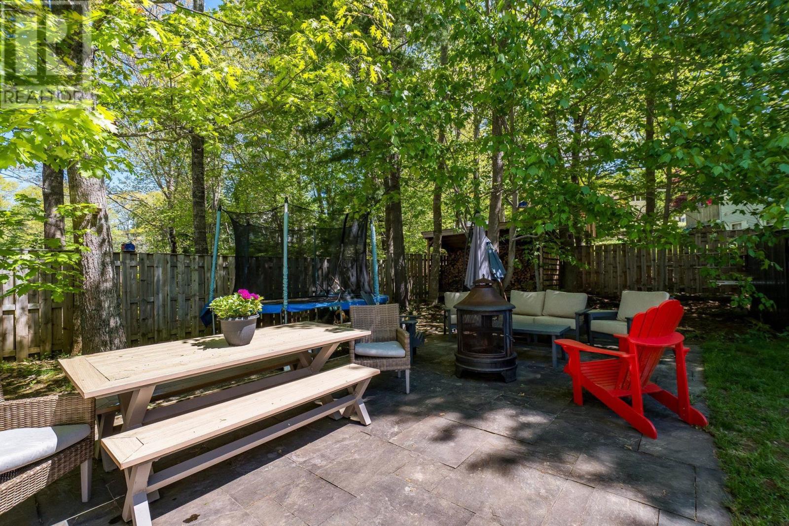 82 Hirtle Drive Property Photo 43