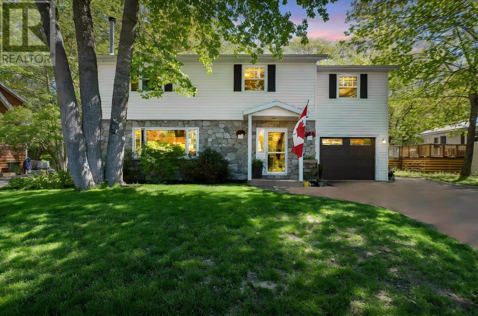 82 Hirtle Drive Property Photo 45