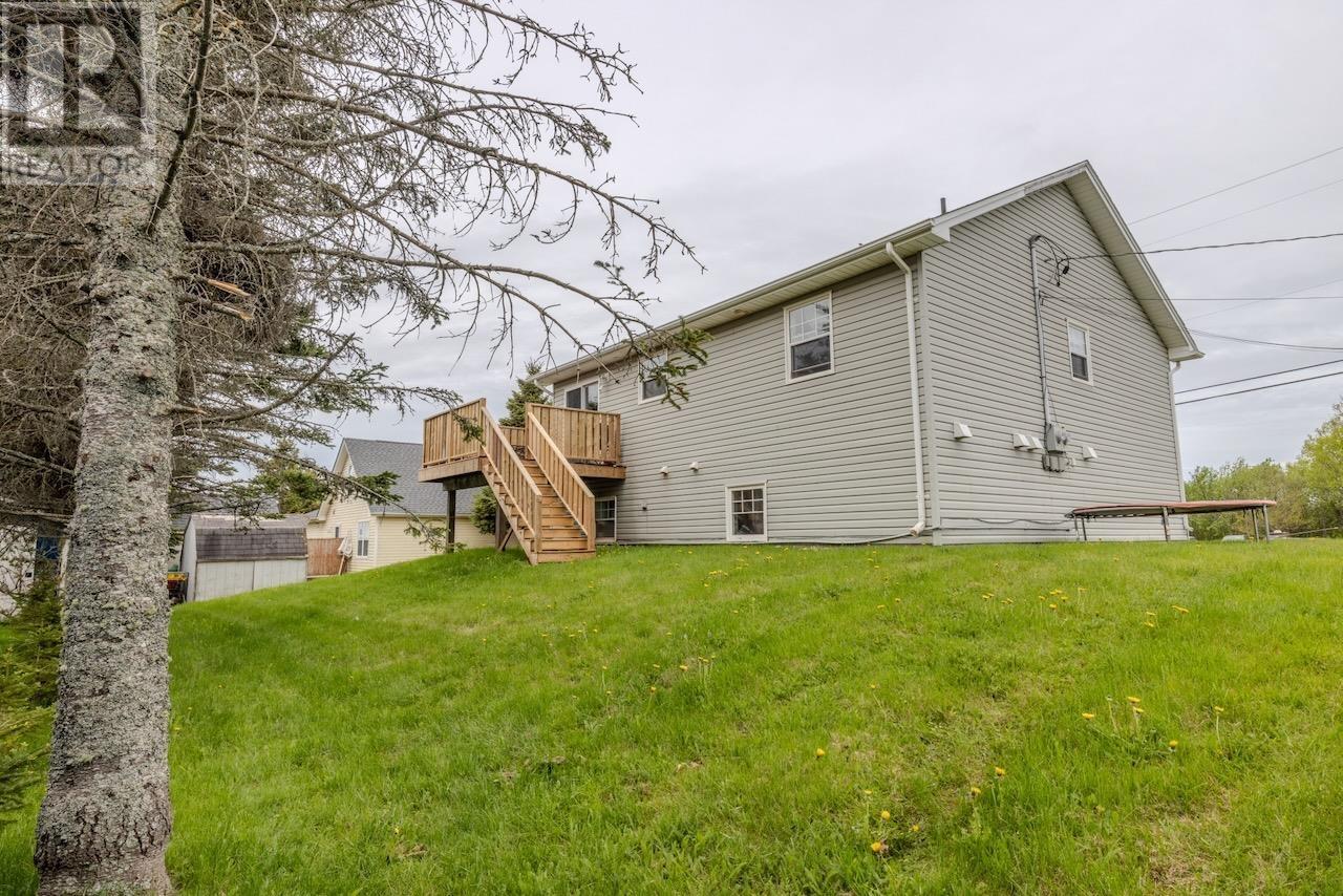 311 Jennifer Street Property Photo 4