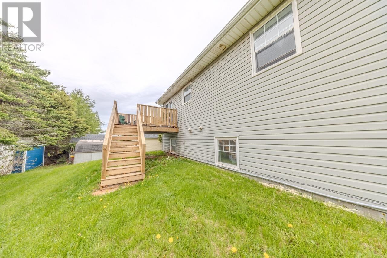 311 Jennifer Street Property Photo 6