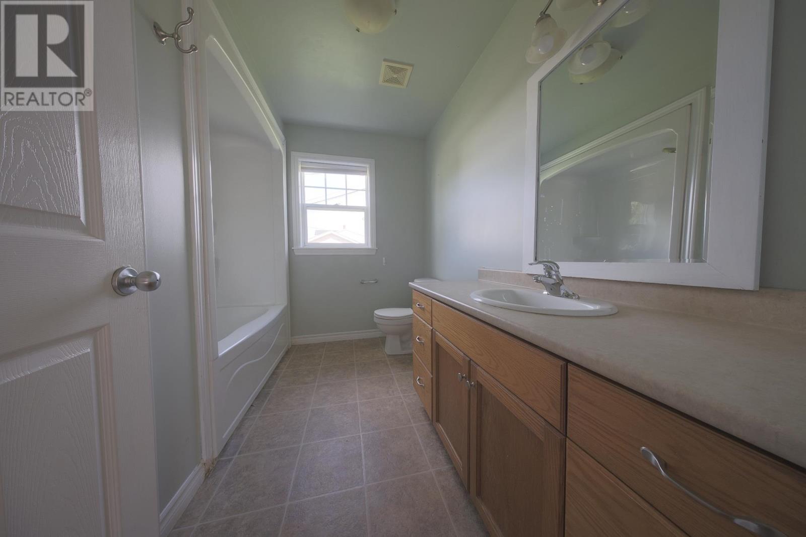 311 Jennifer Street Property Photo 18