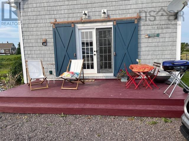 19 Cove Road Property Photo 4