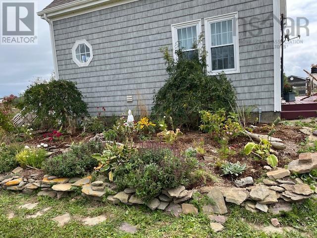 19 Cove Road Property Photo 29
