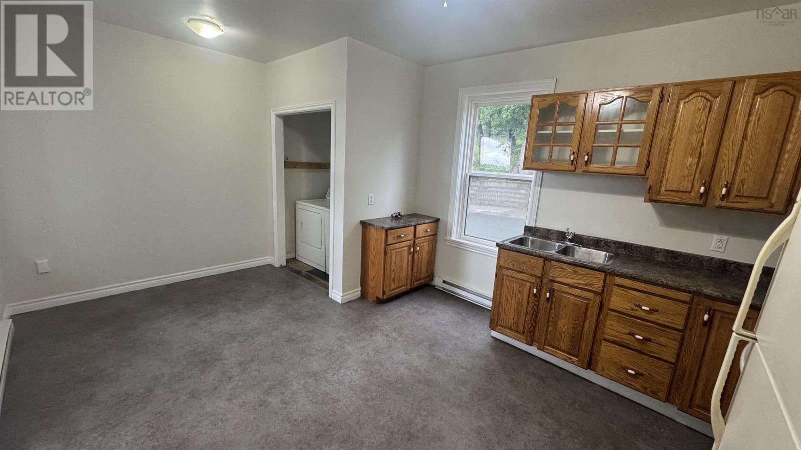 264 High Street Property Photo 15
