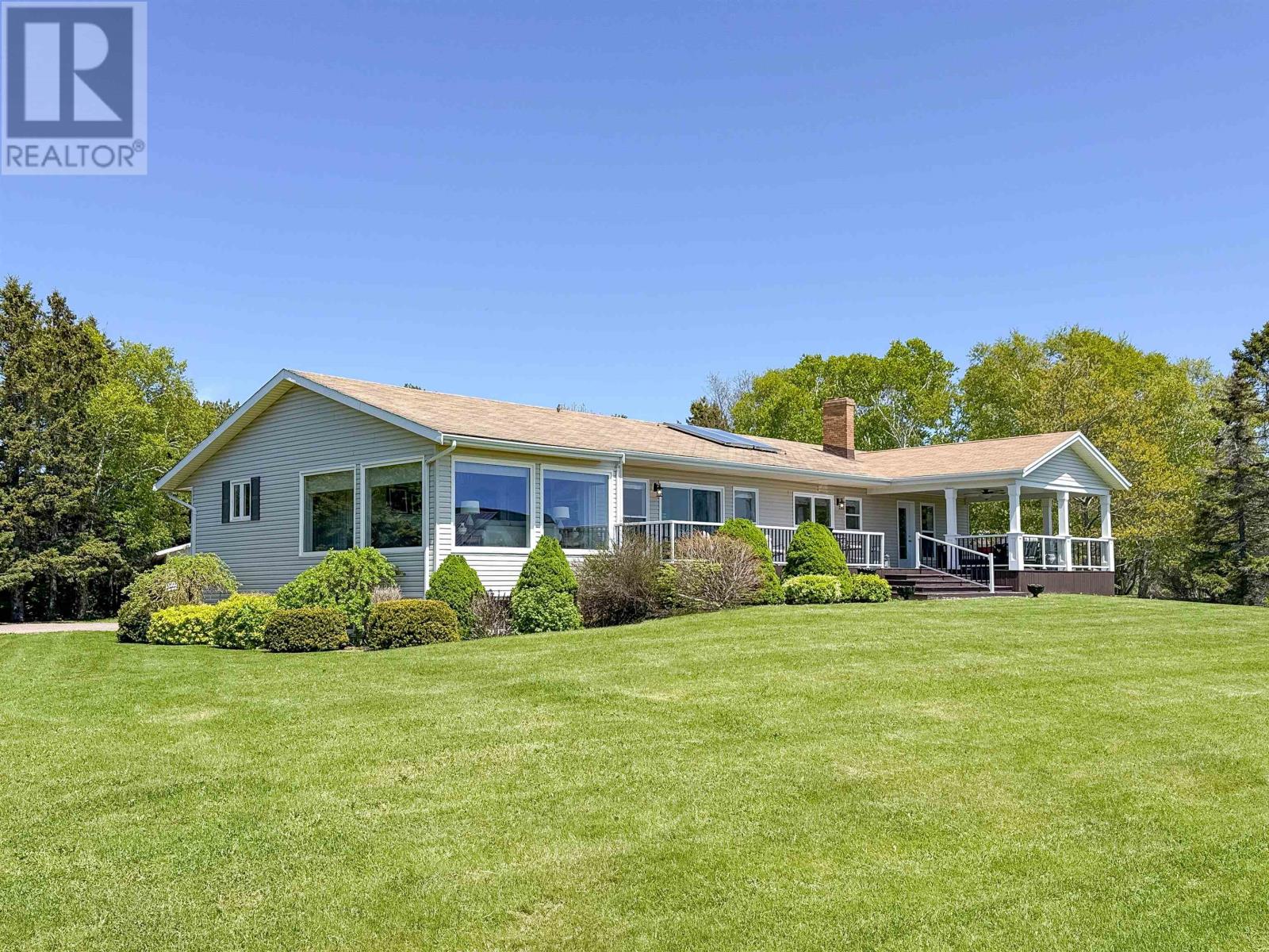 12 Lighthouse Lane Property Photo 1