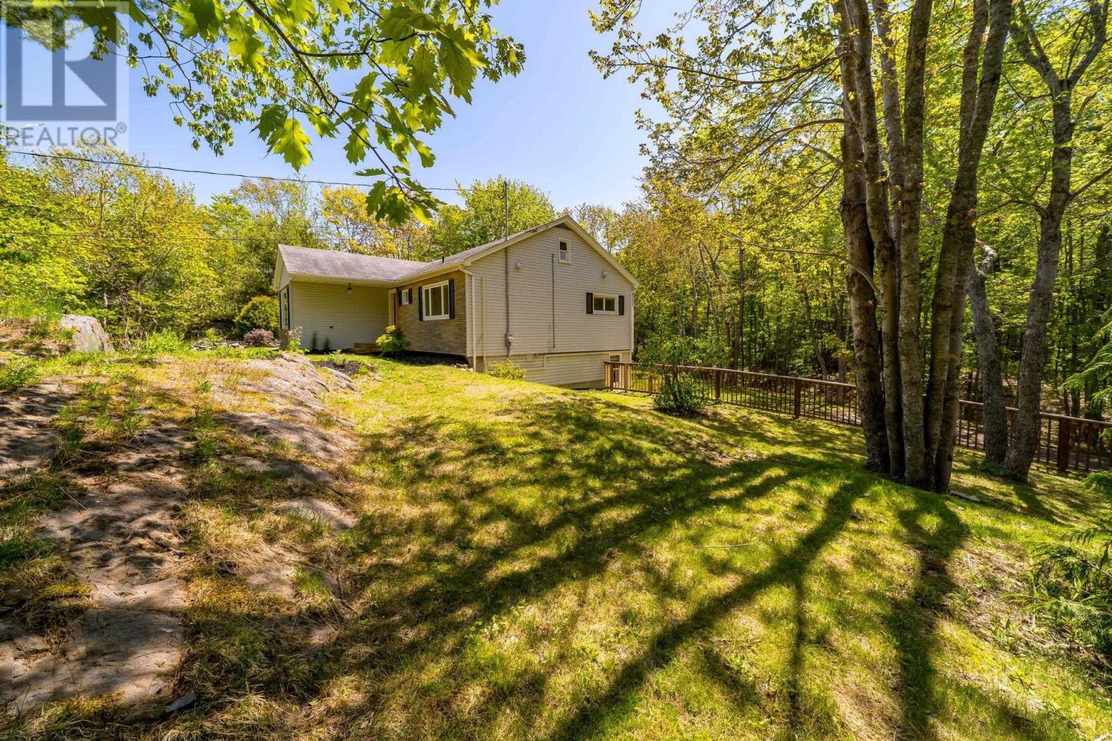 60 Saskatoon Drive Property Photo 14