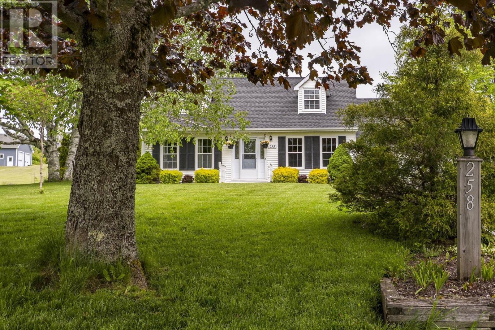 258 Falmouth Dyke Road Property Photo 2