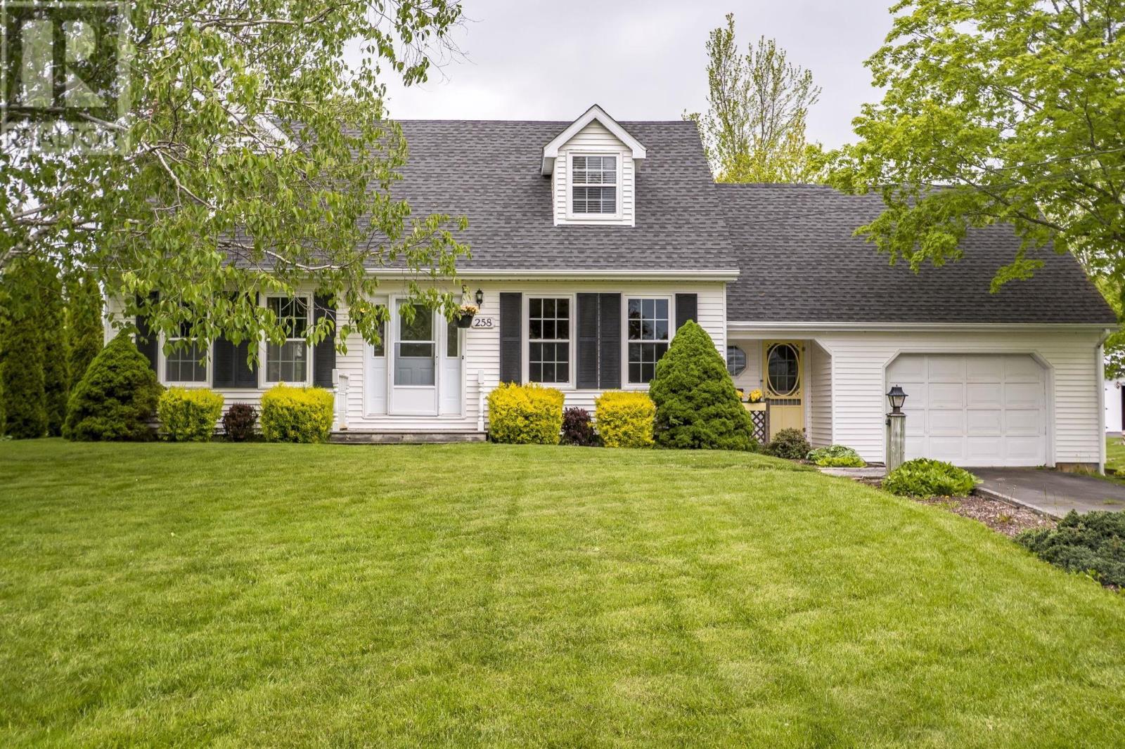 258 Falmouth Dyke Road Property Photo 3