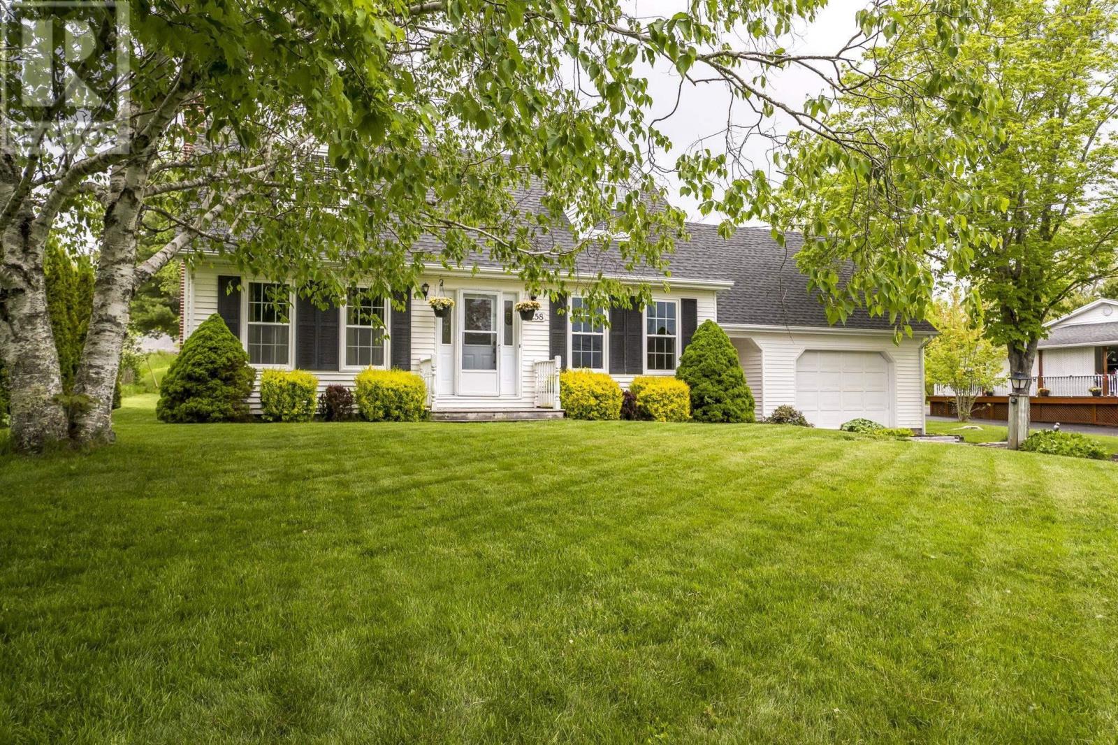 258 Falmouth Dyke Road Property Photo 4