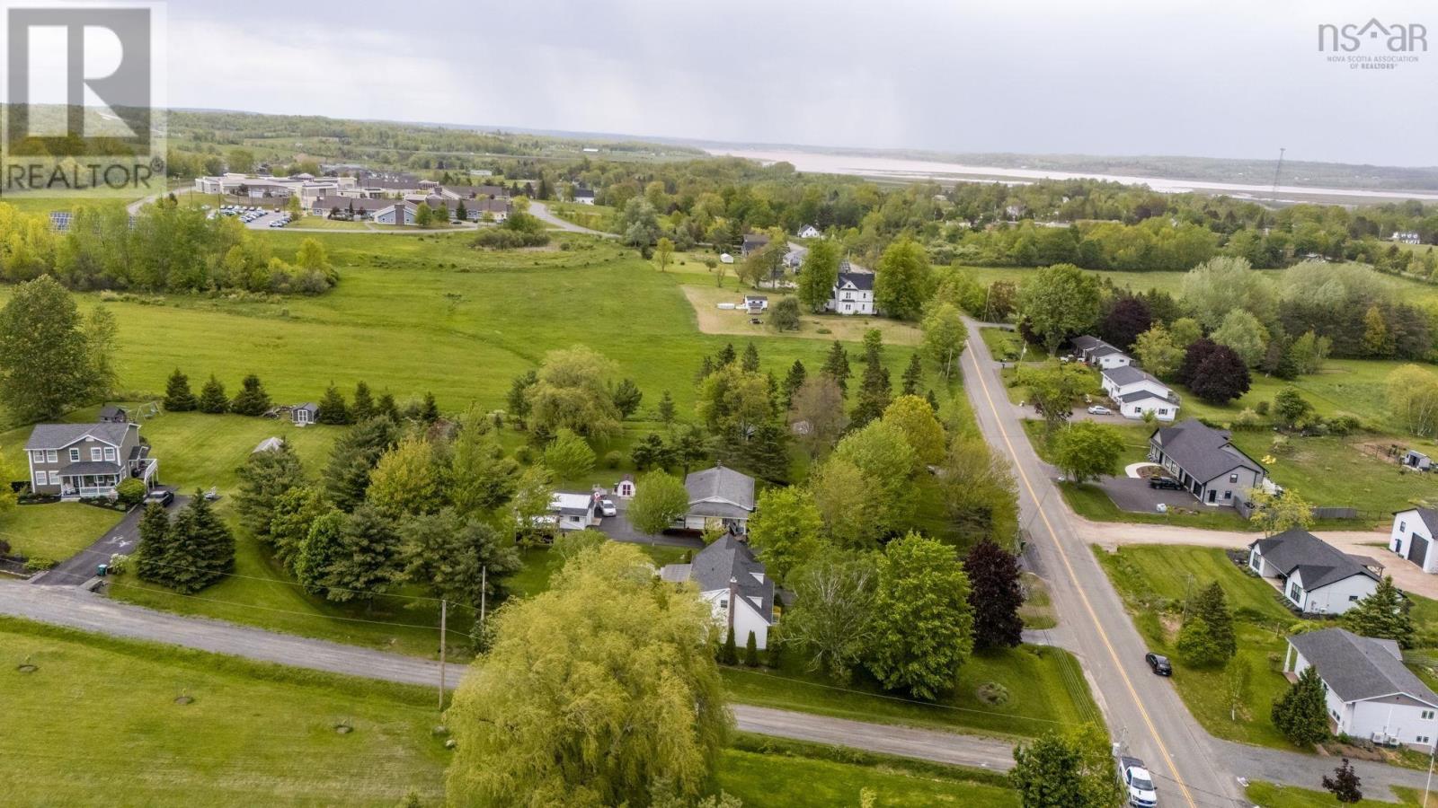 258 Falmouth Dyke Road Property Photo 5
