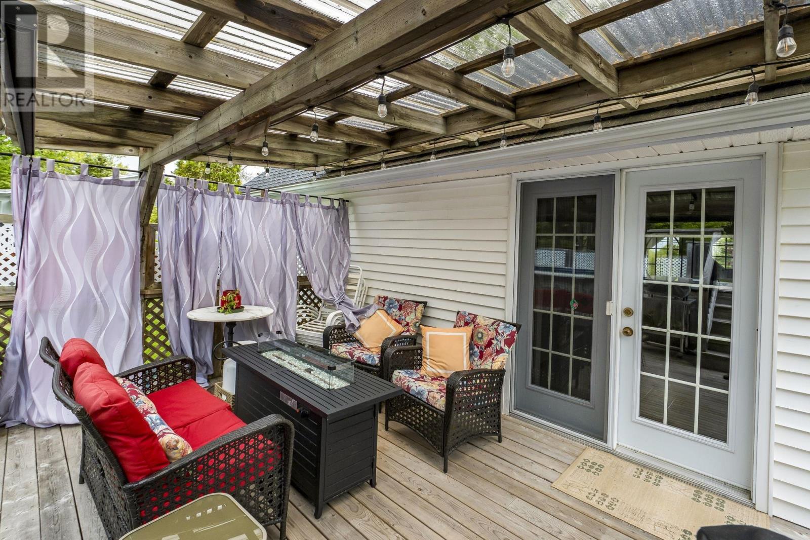 258 Falmouth Dyke Road Property Photo 14