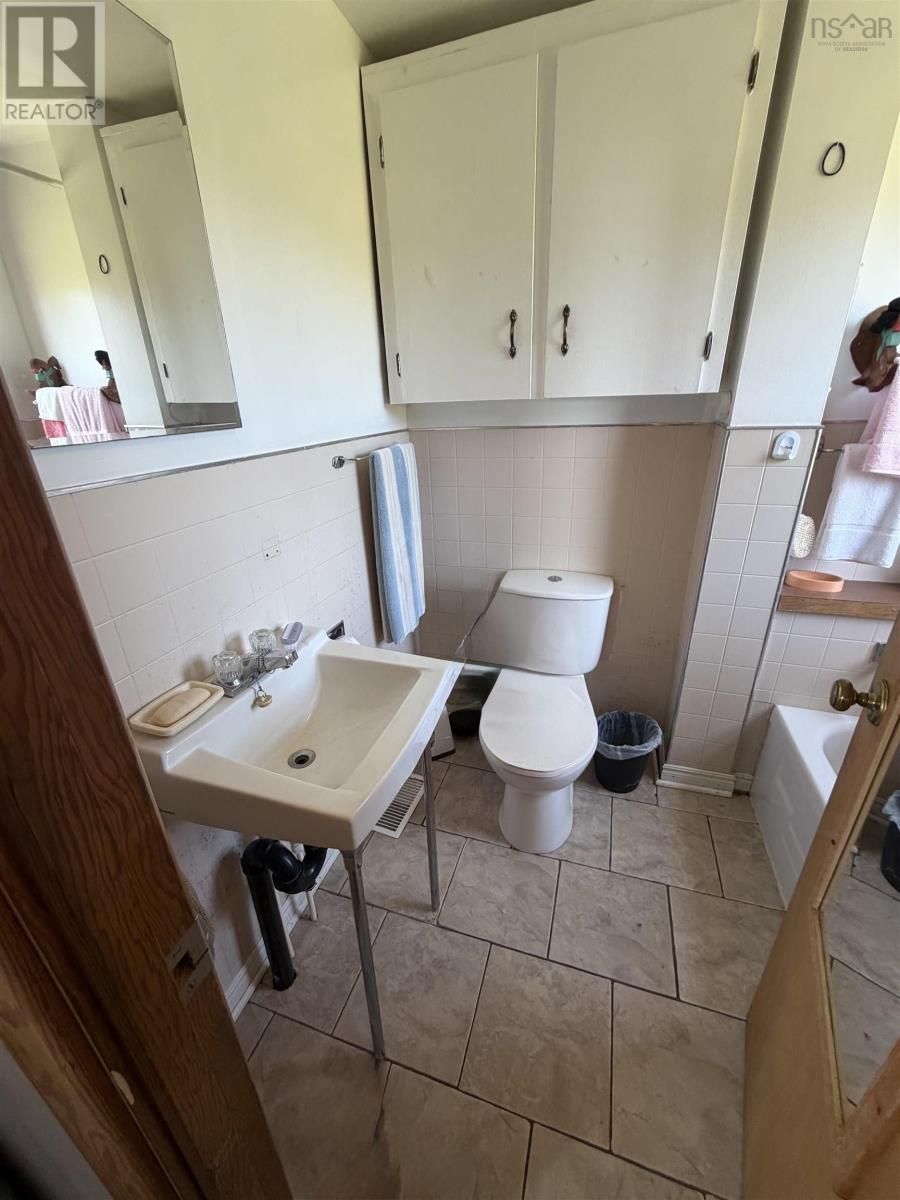 88 Pellerin Road Property Photo 14