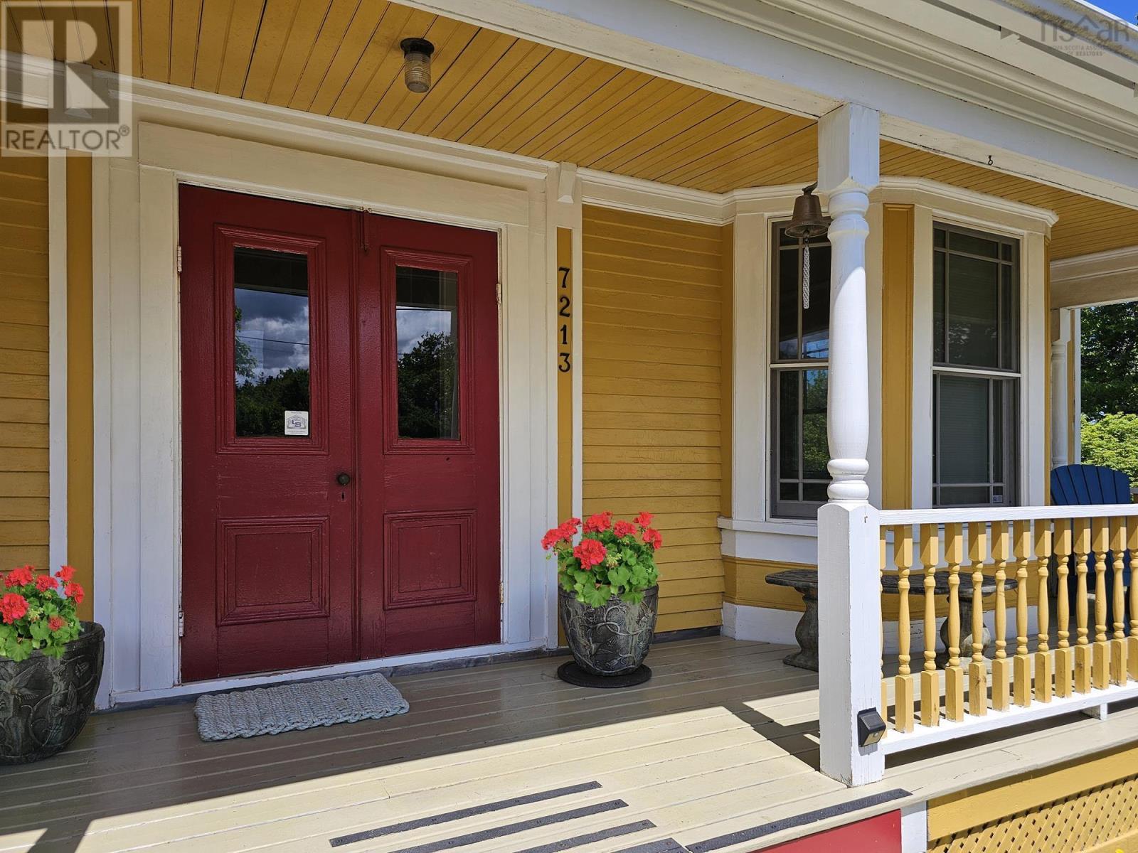 7213 Highway 101 Property Photo 10