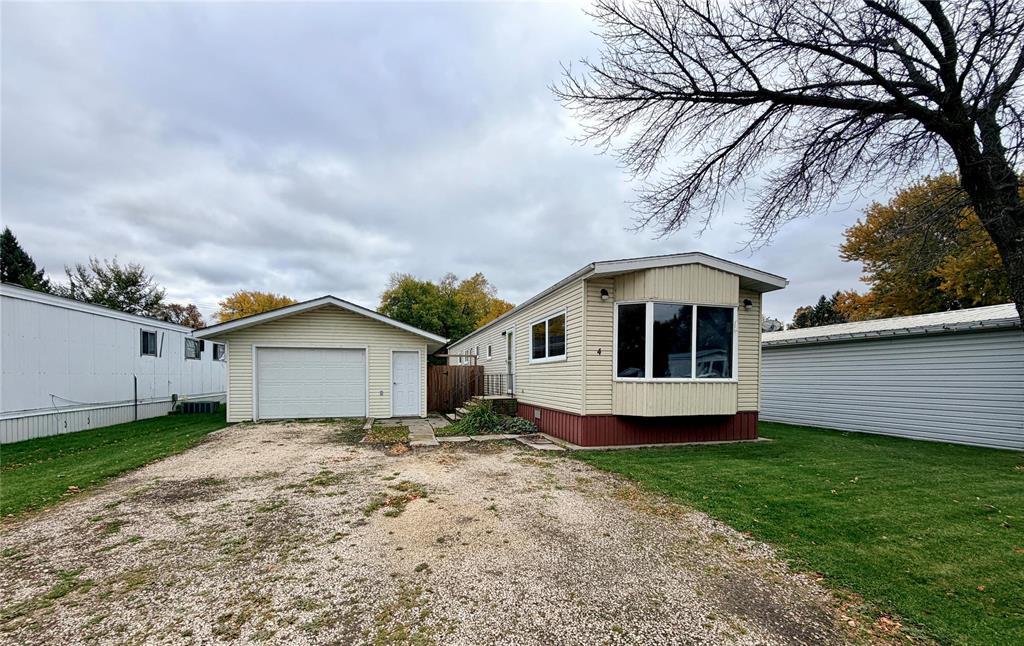 4 Poplar Avenue Property Photo 1
