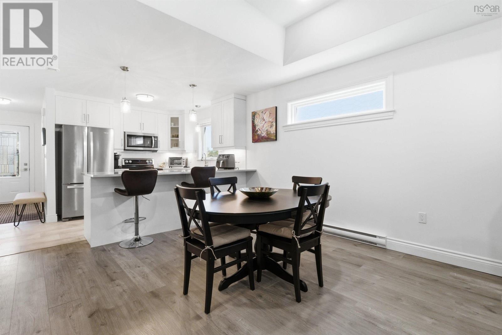 8 Goldenrod Court Property Photo 10